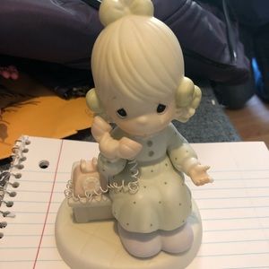 Precious Moments Tell it to Jesus